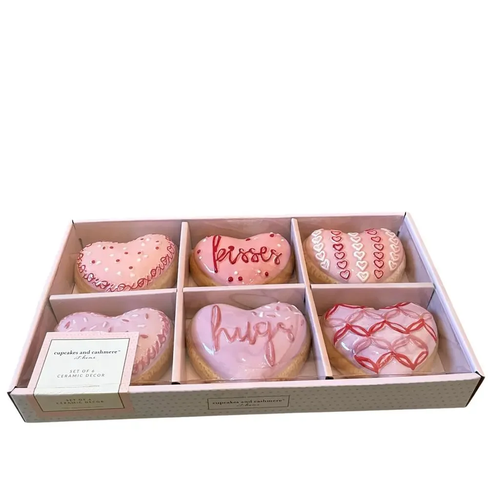 Cupcakes and Cashmere Valentine's Day Ceramic Heart Shaped Donuts Set of 6 New